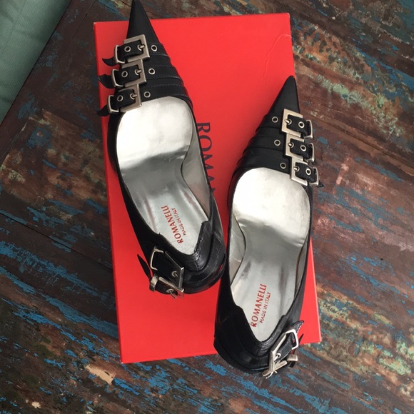 Shoe - Picture 4 of 4